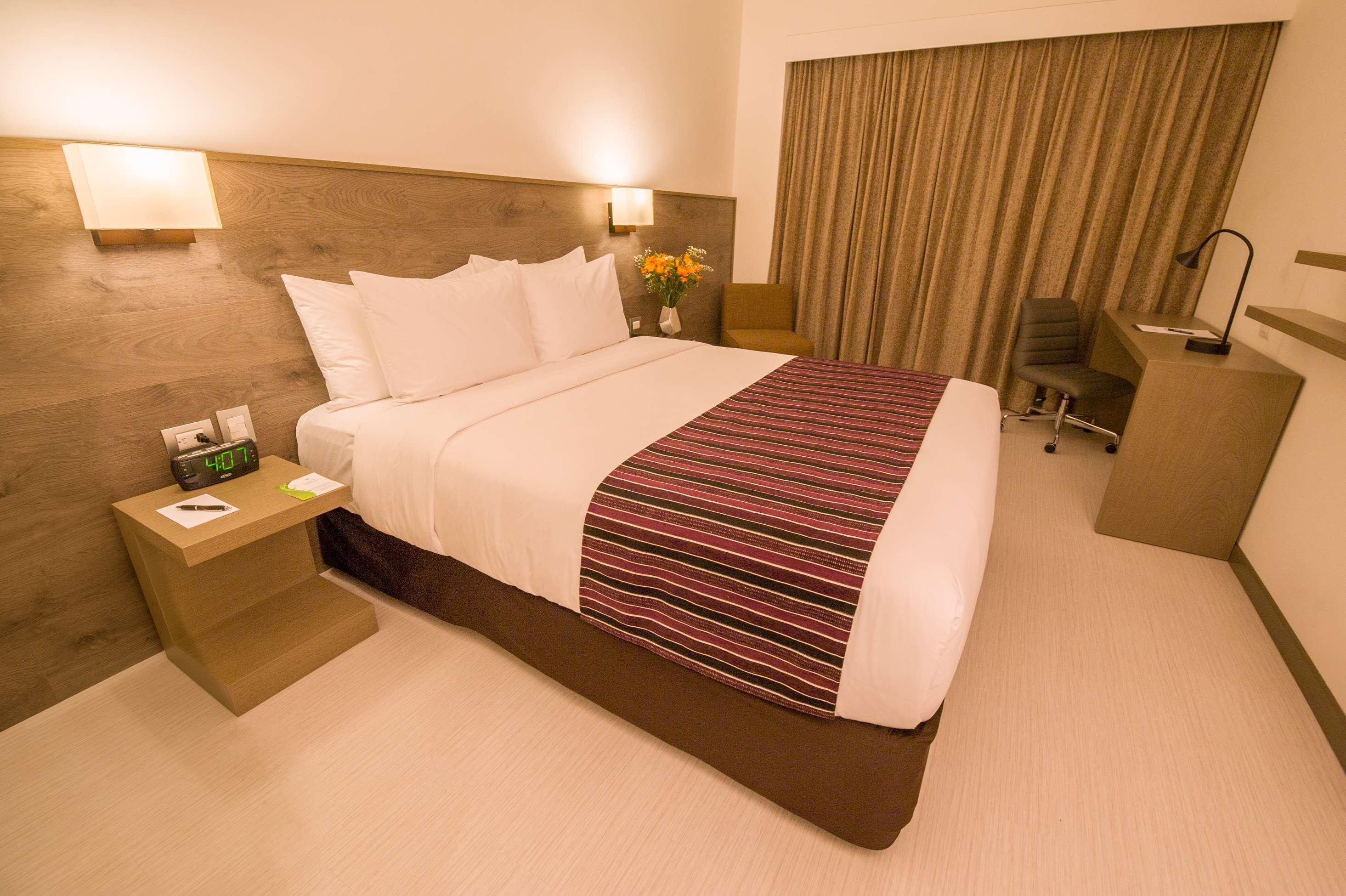 Best Western Posada Royale Hotel & Suites Simi Valley Eksteriør bilde