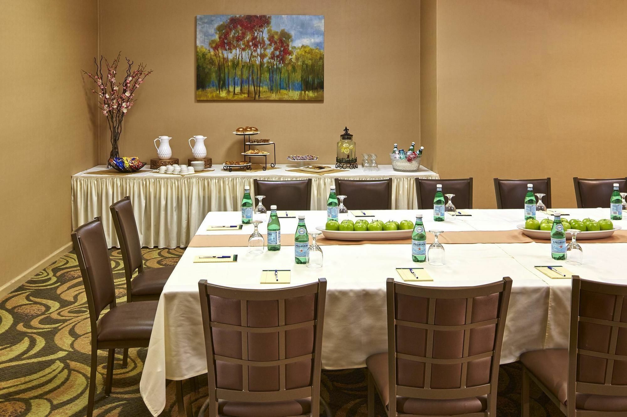 Best Western Posada Royale Hotel & Suites Simi Valley Eksteriør bilde